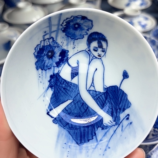 杯手绘青花美女普洱杯