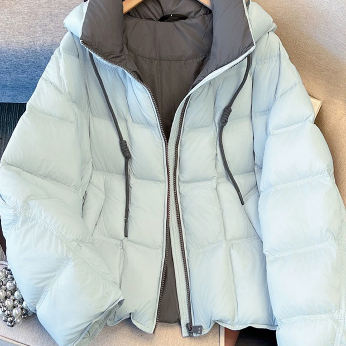 女士短款连帽加厚冬季户外休闲时尚百搭外套