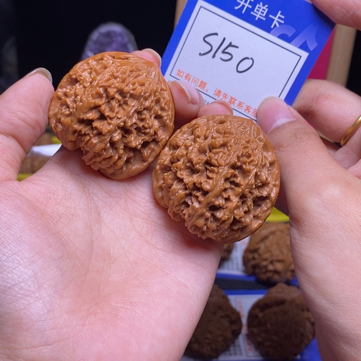 文玩核桃吊坠41满天星s150