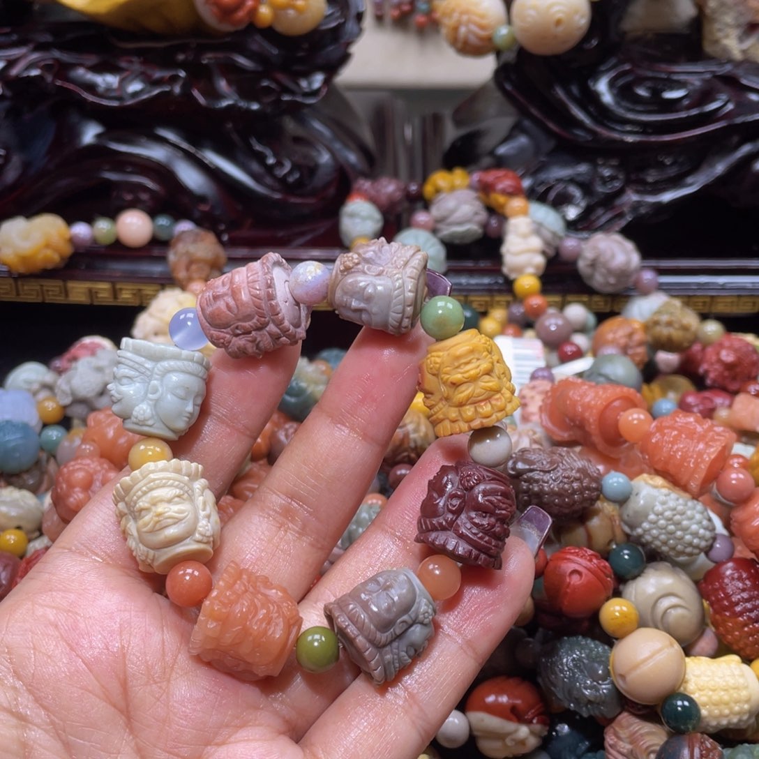 石英质玉手链未镶嵌