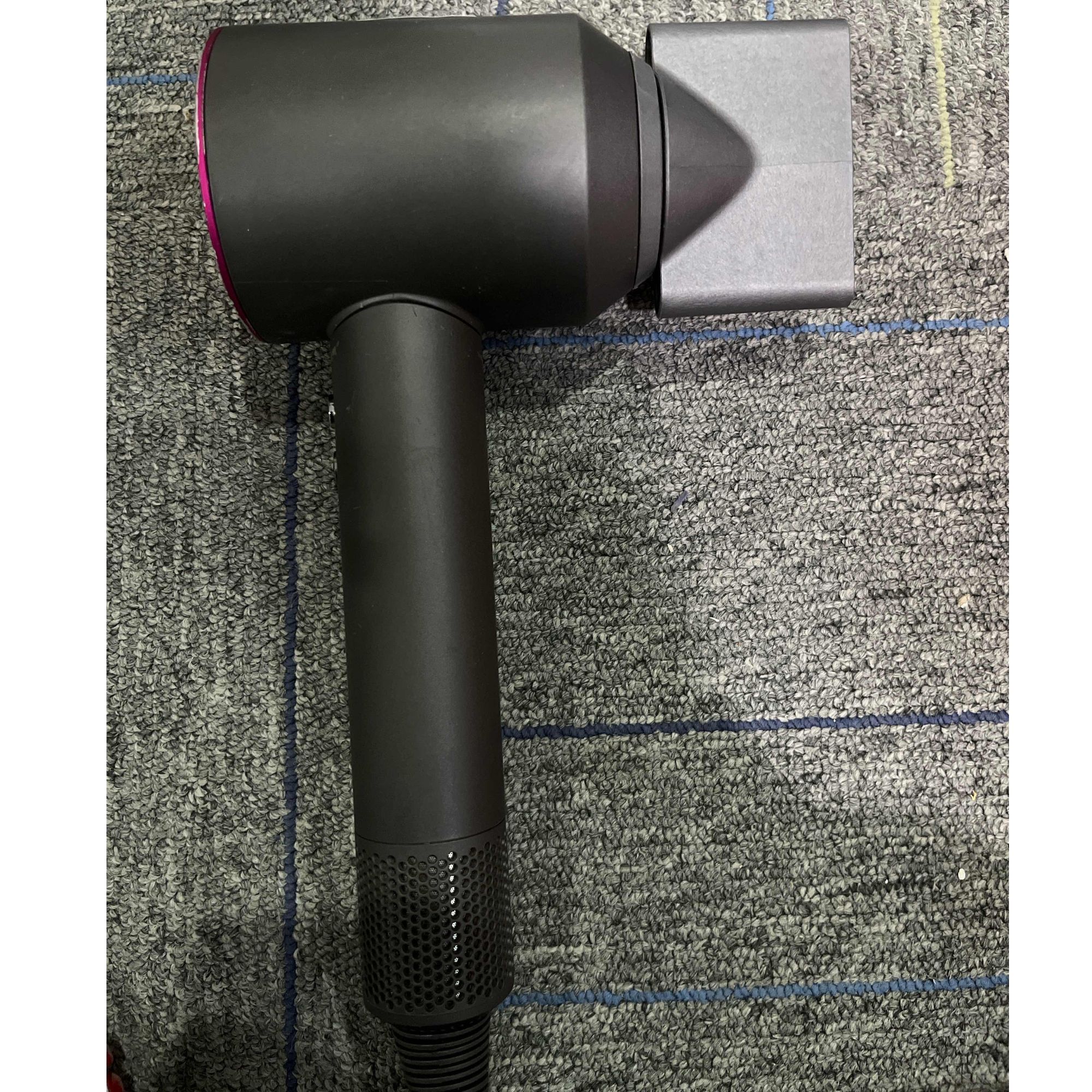 9新 dyson/戴森 【二手】武汉仓吹风机轻微划痕功能完好