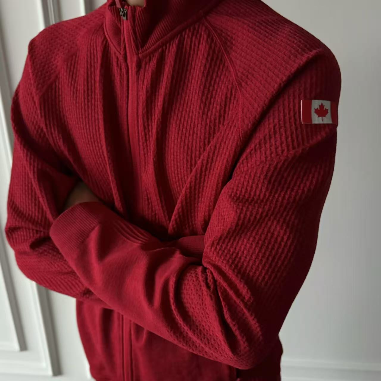 ''TZG''「加拿大限定运动系列」无缝提花显壮肌理感休闲运动外套