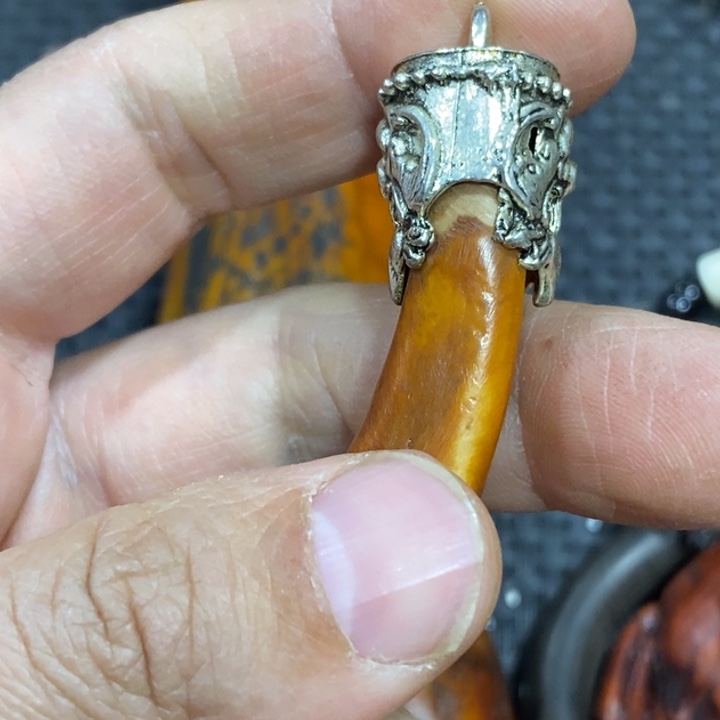 滴血莲花菩提吊坠