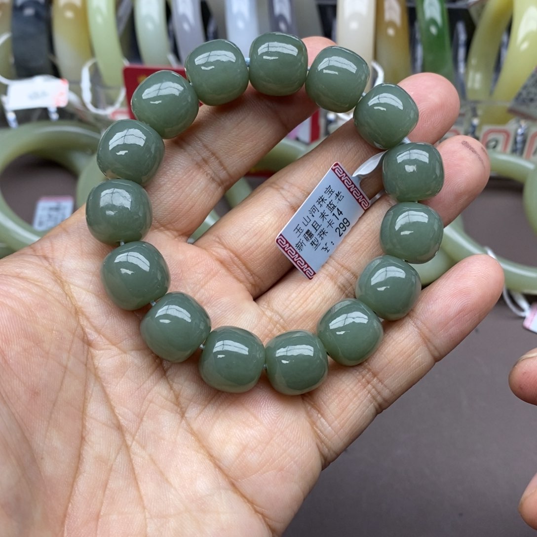 和田玉手串未镶嵌旺*己
