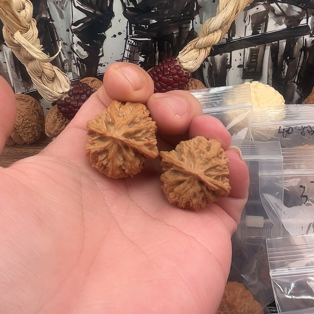 把件文玩核桃苹果手捻31尺