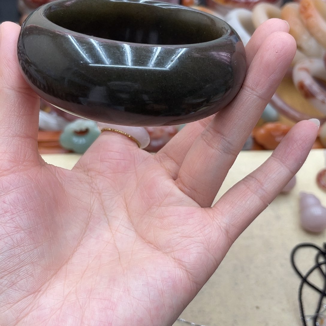 石英岩玉未镶嵌圈口60