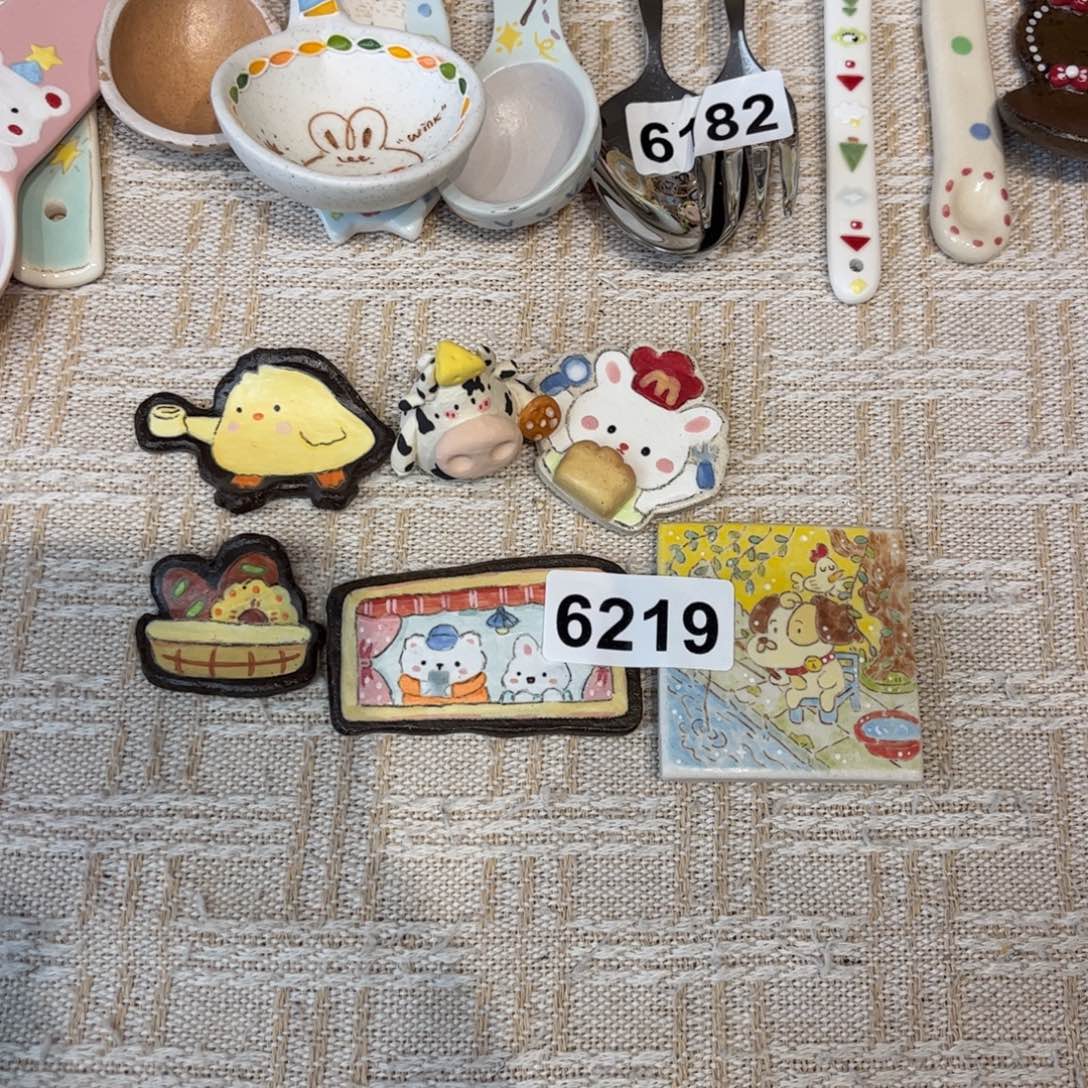 小***饼瓷片冰箱贴3筷架2小牛摆件1
