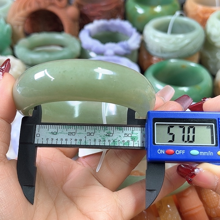 石英质玉手镯未镶嵌S****d