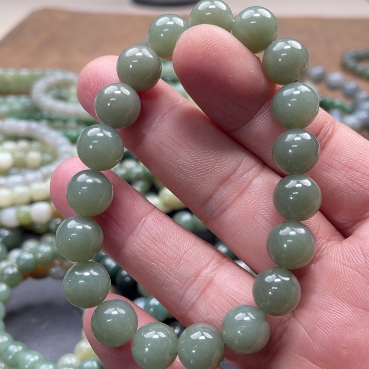 和田玉手链未镶嵌