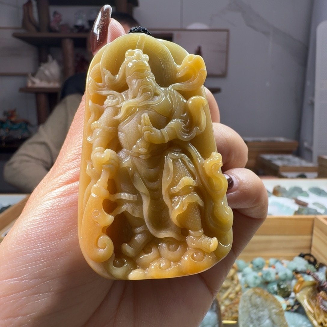 定制翡翠未镶嵌关公