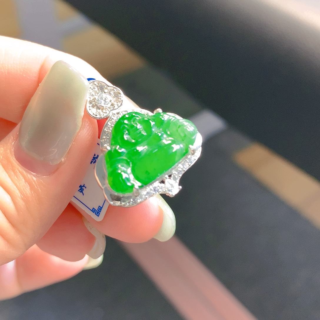 翡翠颈饰银S925镶嵌翡翠