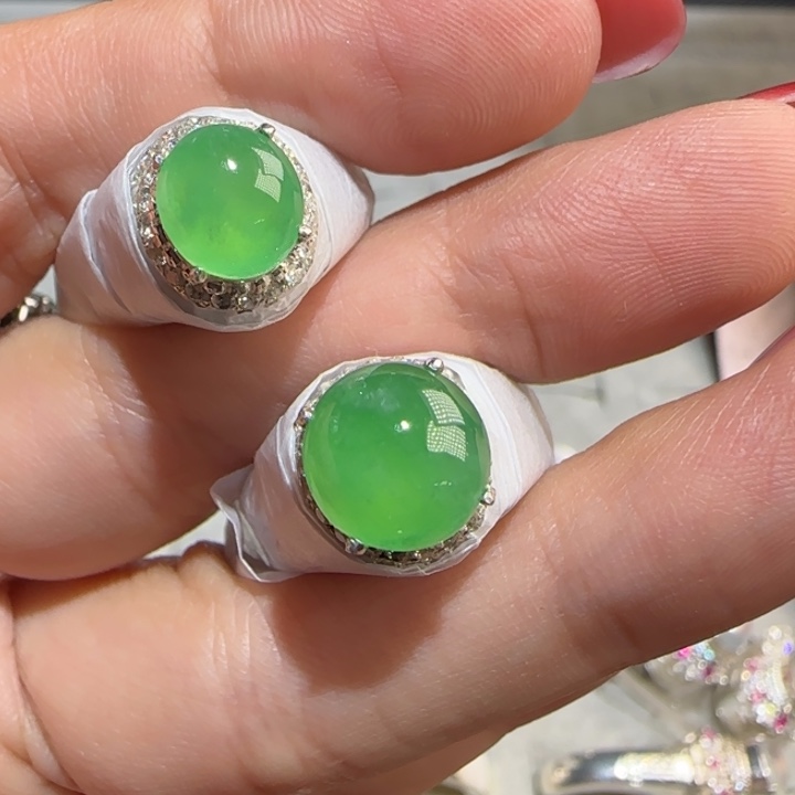 定制翡翠未镶嵌翡翠