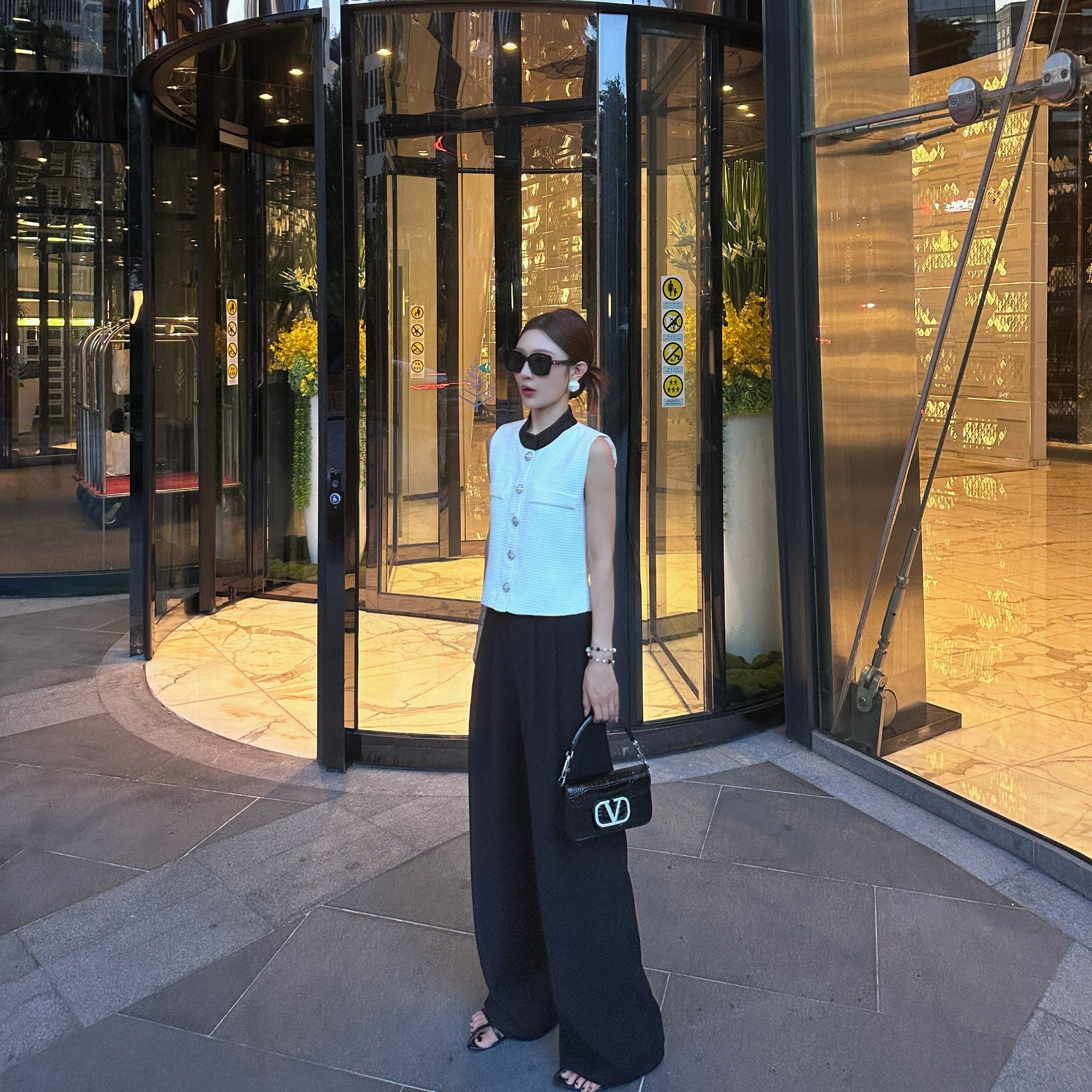 ZZ916珍珍家时尚简约气质马甲高腰阔腿裤套装