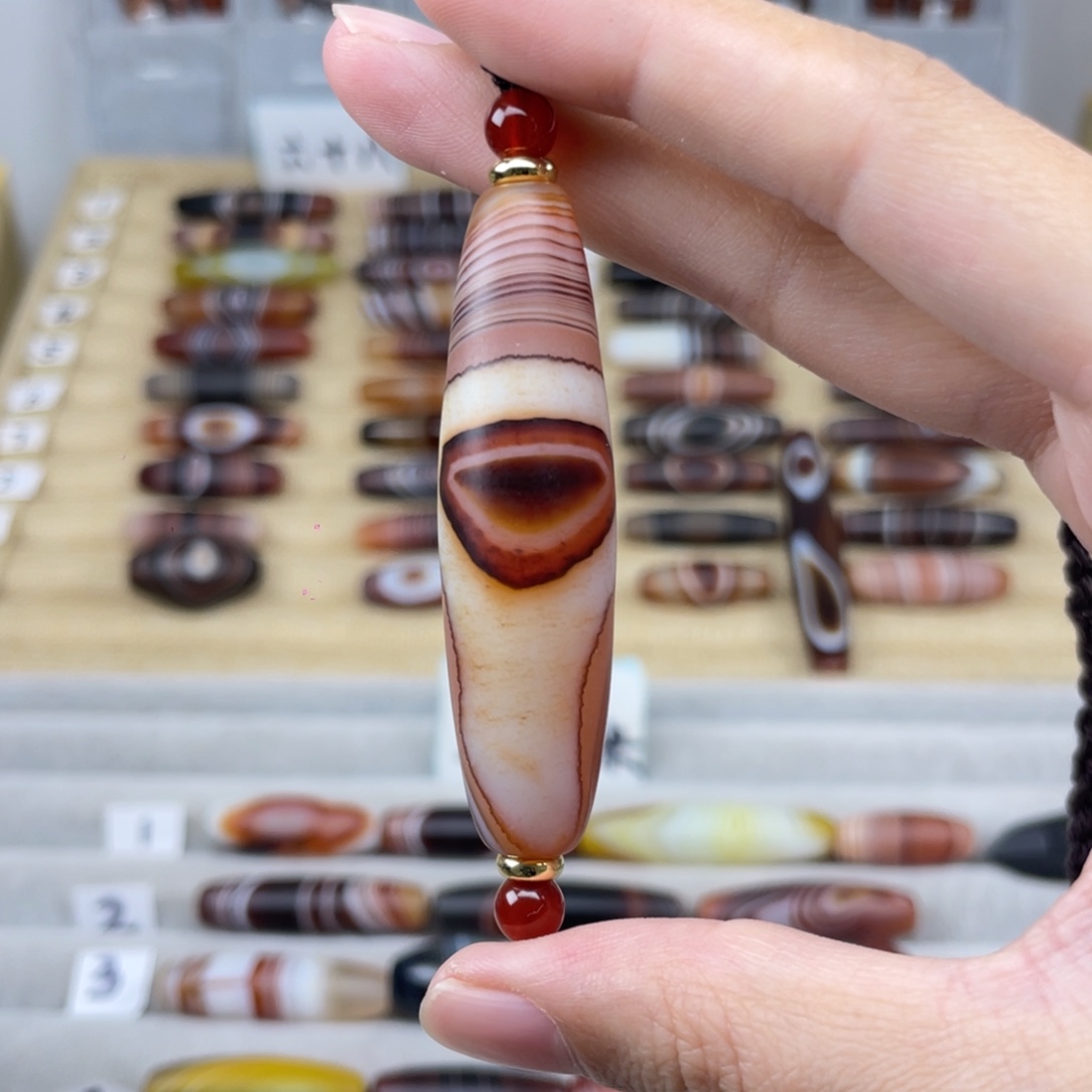 玛瑙/玉髓合金颈饰