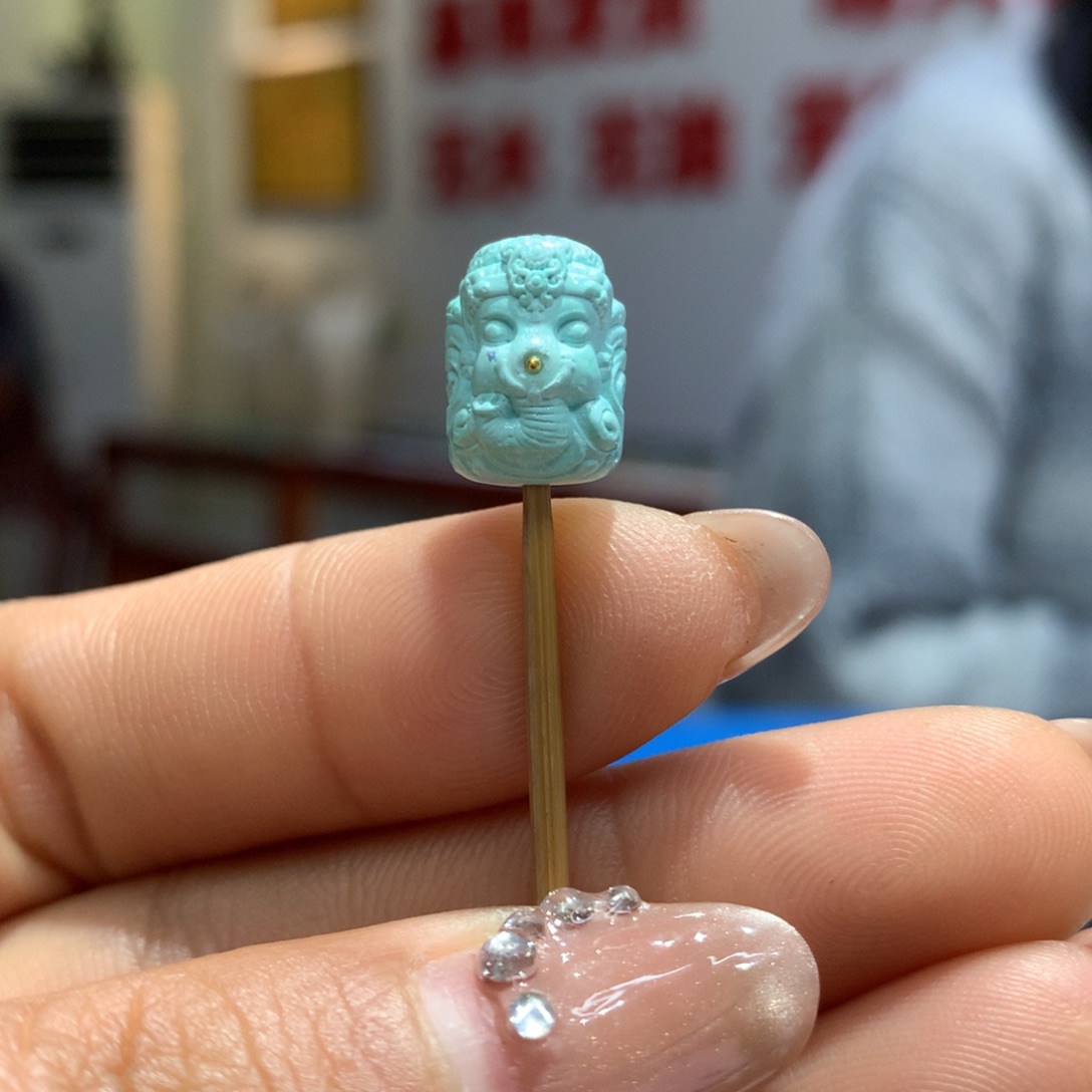 绿松石配饰未镶嵌