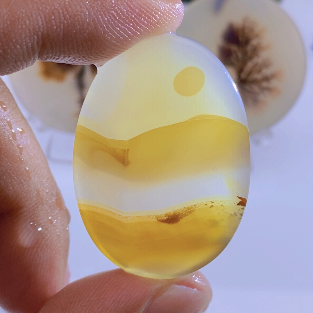 玛瑙/玉髓颈饰未镶嵌