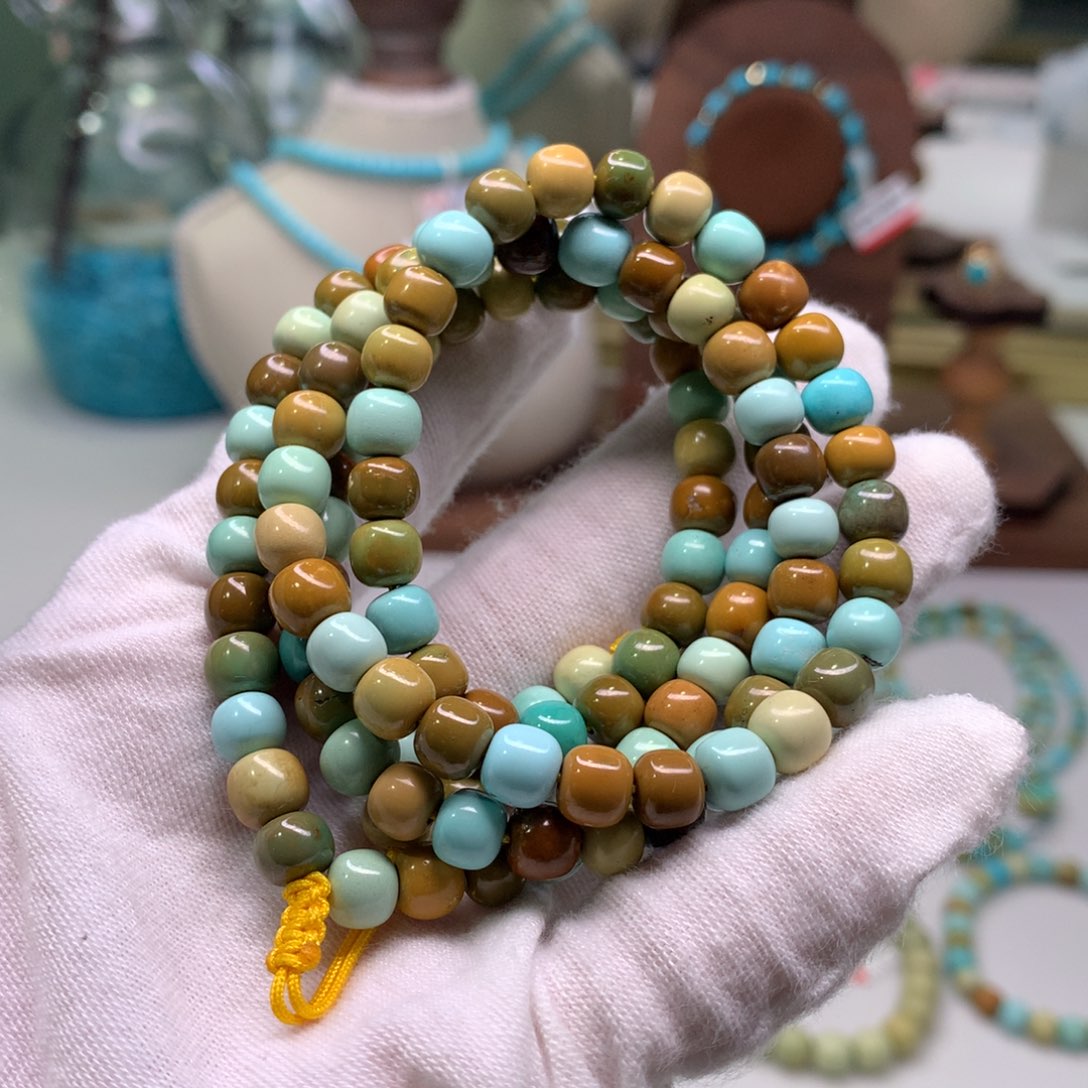 绿松石配饰未镶嵌