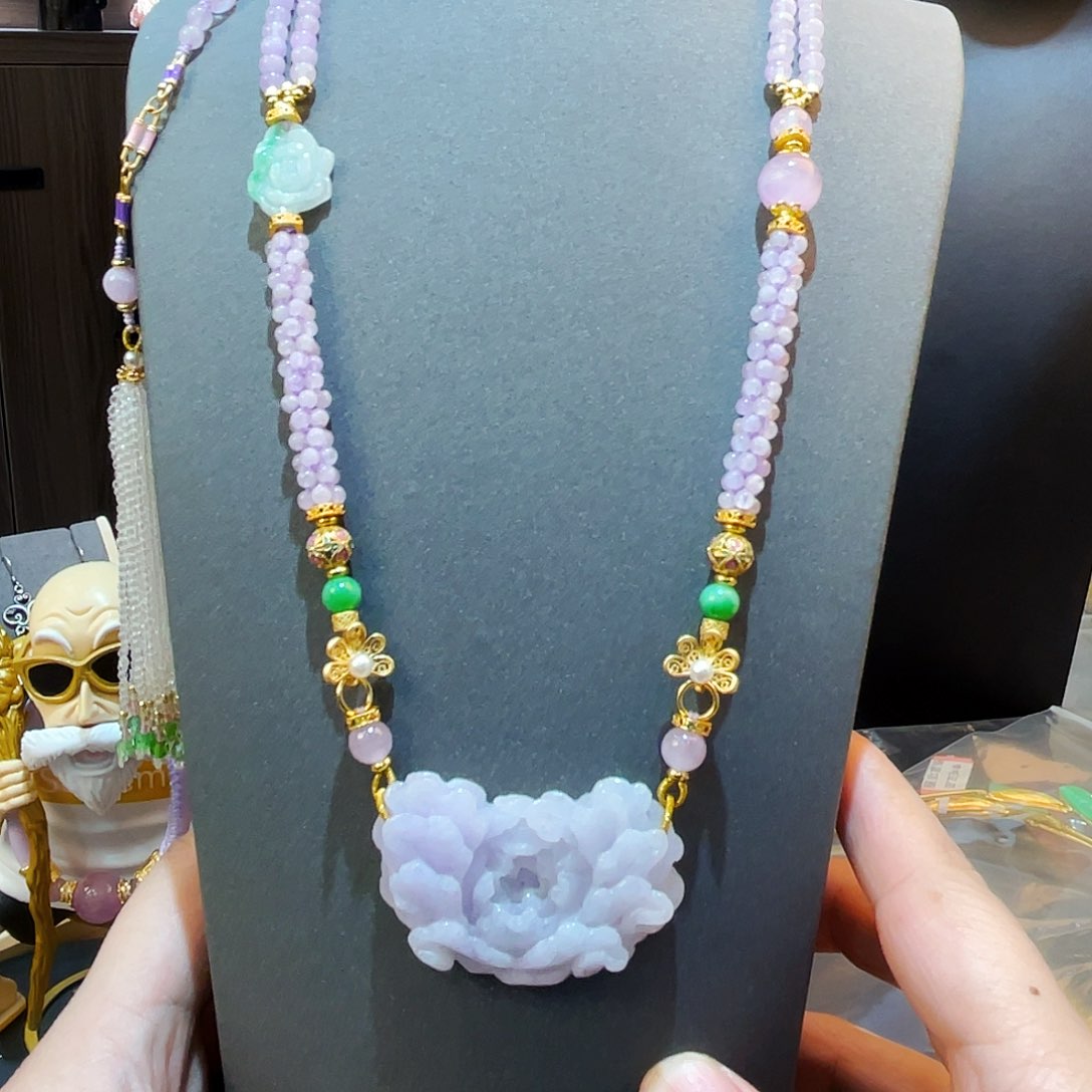 翡翠颈饰未镶嵌方*颈饰