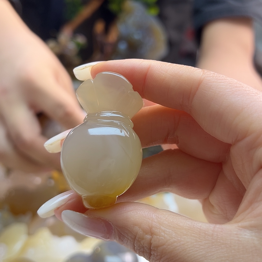 玛瑙/玉髓未镶嵌吊坠(不含链)