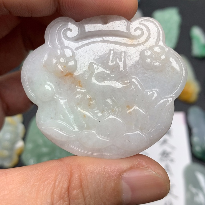 翡翠未镶嵌颈饰天然A货翡翠