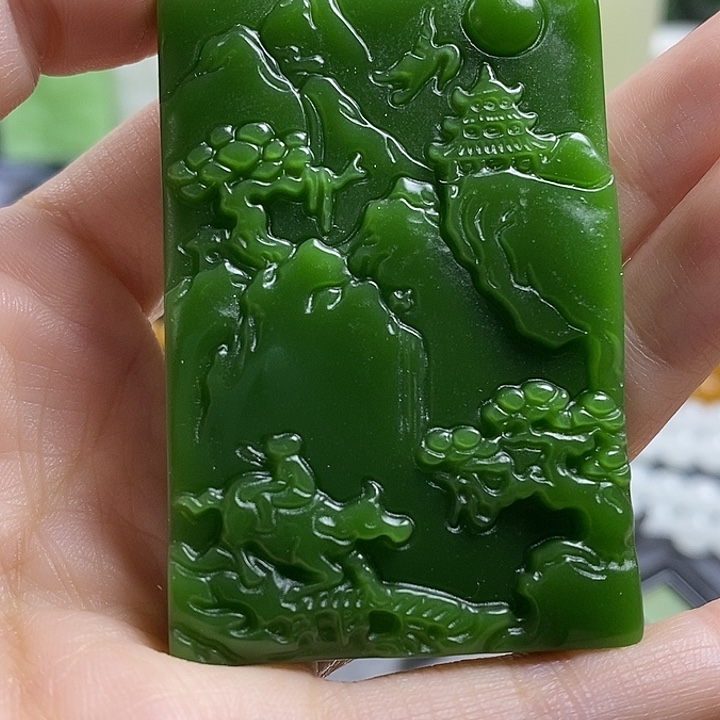 和田玉（糖玉）未镶嵌颈饰