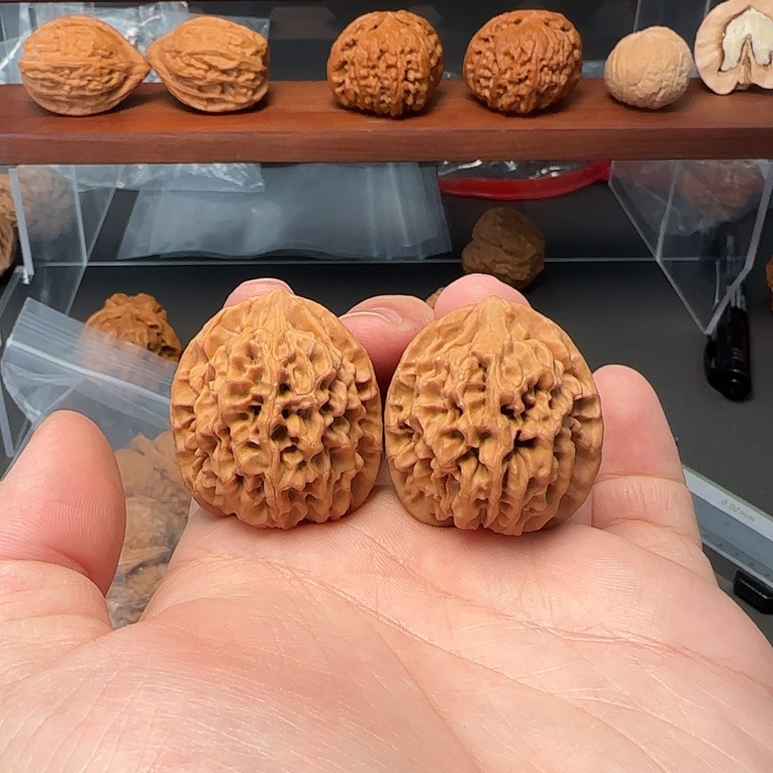 文玩核桃吊坠9号秦闷33边