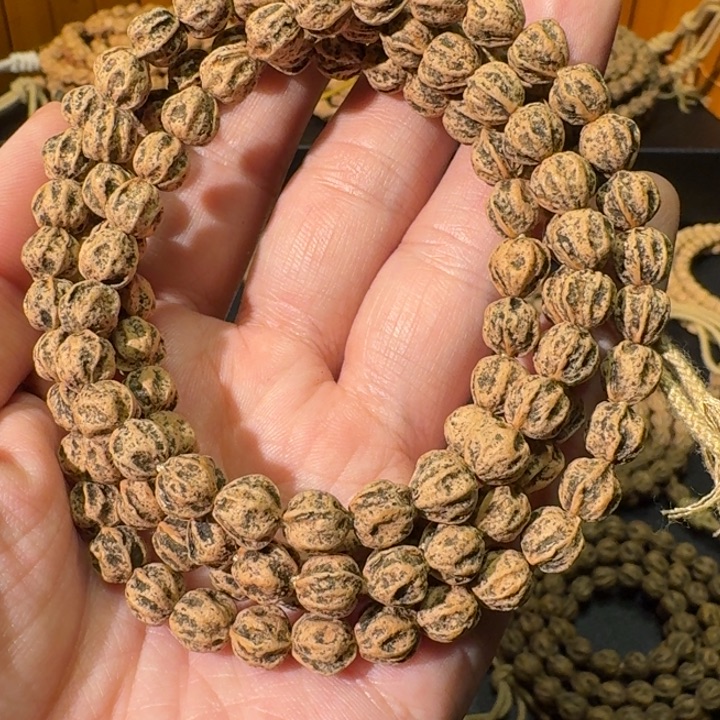 爱***@吊坠柏香籽/百香籽原桩莲花龙脊