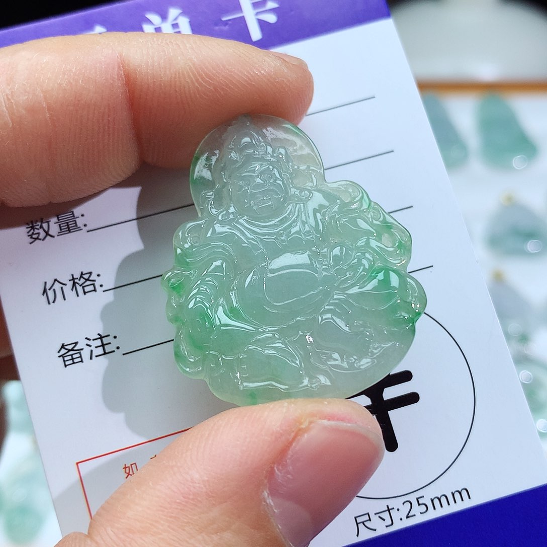 翡翠颈饰未镶嵌黄财神爷吊坠