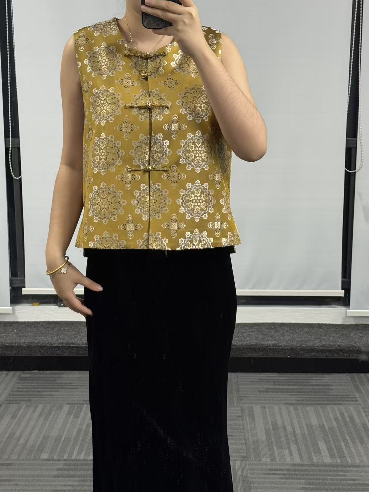 100%桑蚕丝！金大饼手工扣宋锦马甲