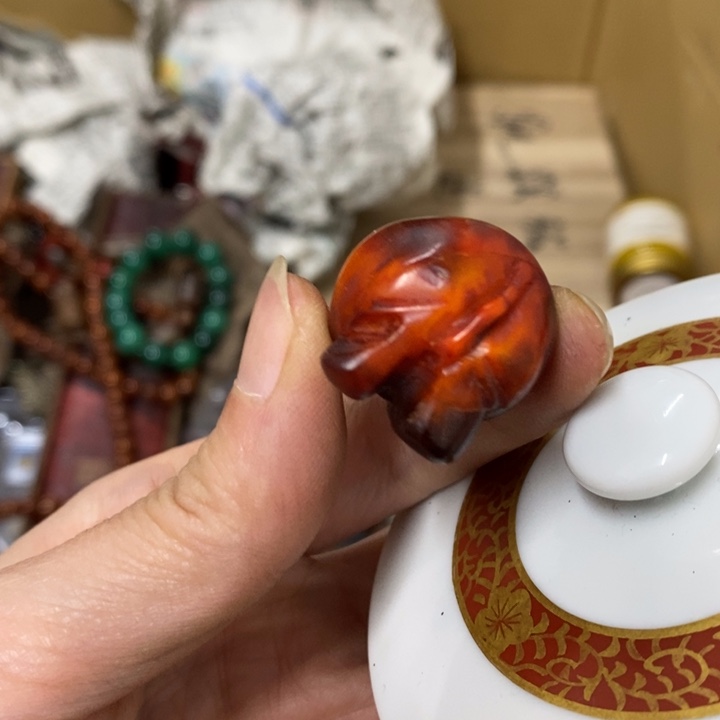 瓷片哈中古工艺品一件