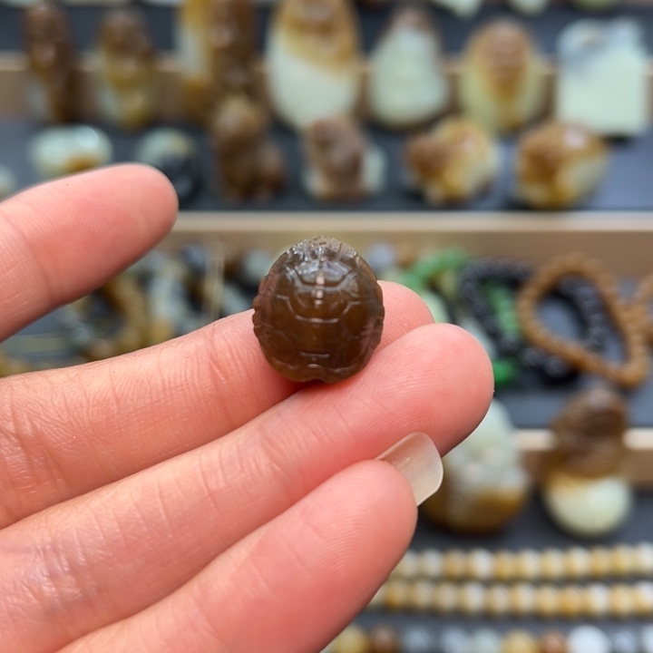 和田玉（糖玉）未镶嵌颈饰