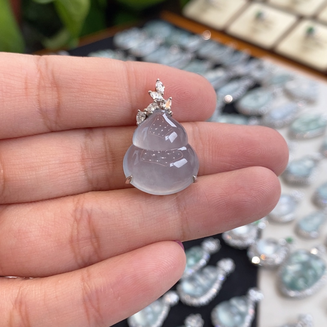 翡翠未镶嵌颈饰天然缅甸a货翡翠