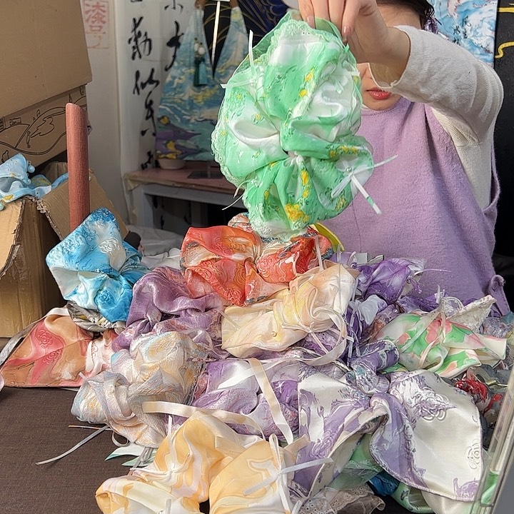 ****备798蕾丝发圈不退不换
