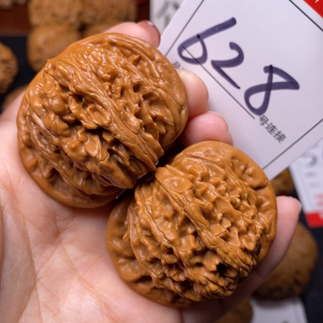 文玩核桃把件628四座楼4.6