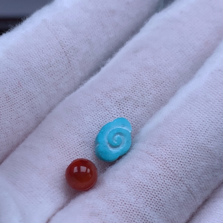 南红玛瑙未镶嵌珠宝奇石