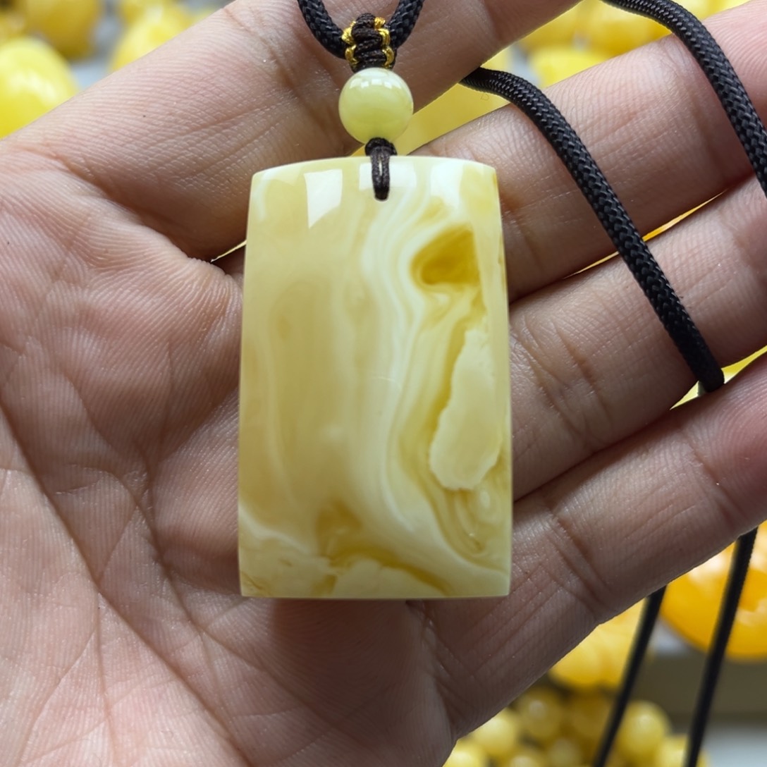 蜜蜡珠宝奇石未镶嵌