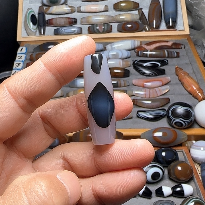 玛瑙/玉髓未镶嵌吊坠(不含链)