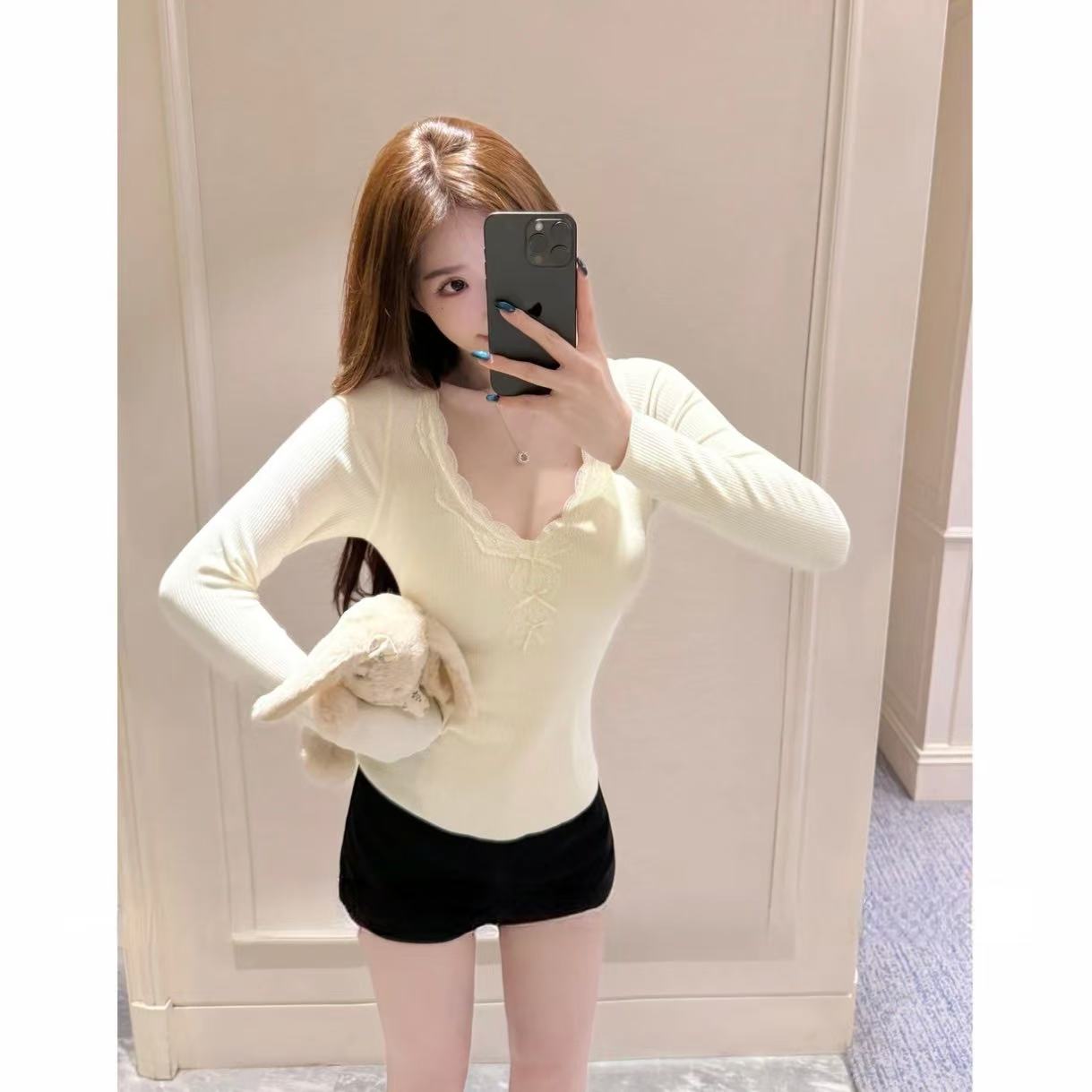 2025秋冬新款纯欲风V领蕾丝性感内搭长袖修身显瘦收腰百搭T恤上衣