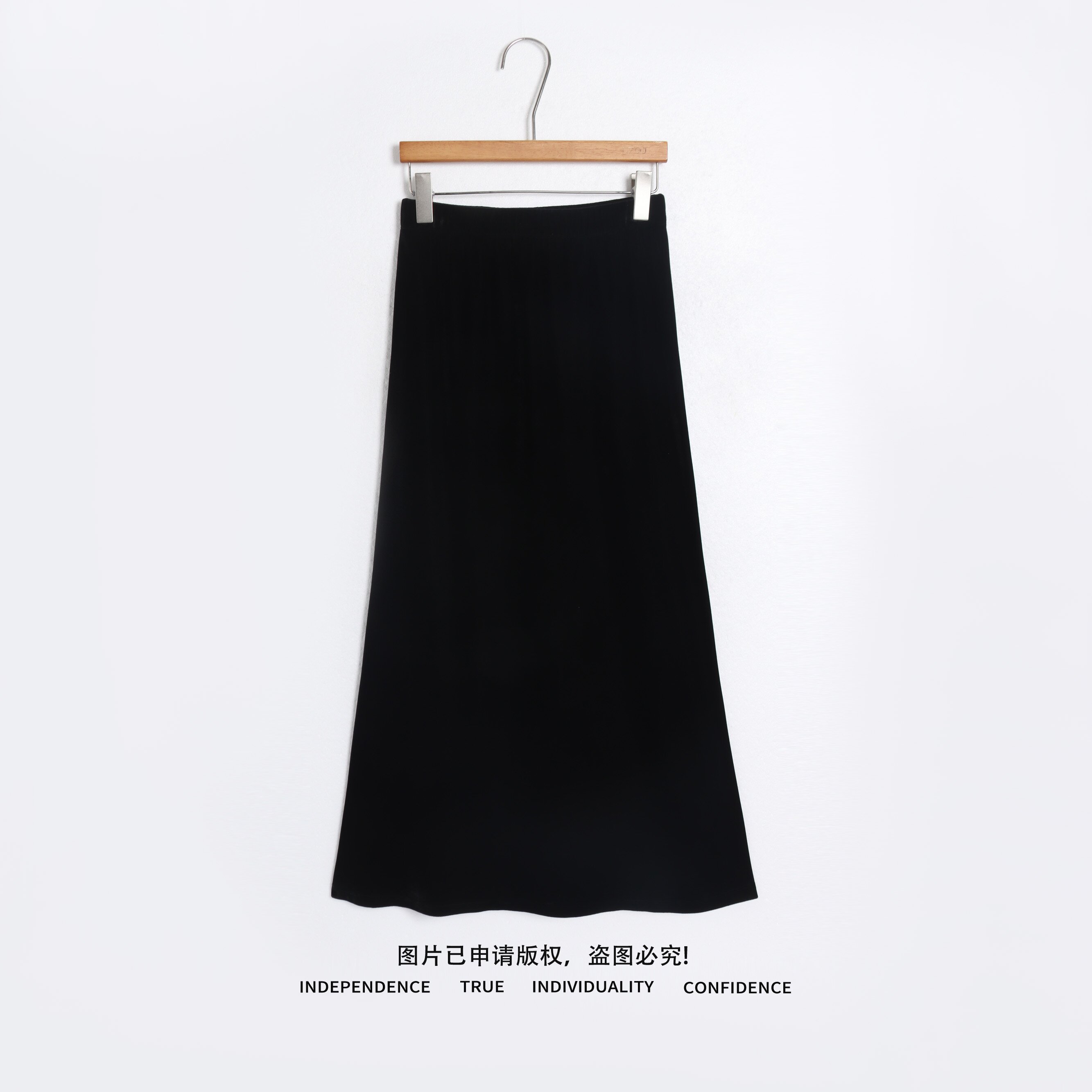 温温现货清仓【晚晚和风】丝绒微鱼尾高级感松紧腰半身裙5996000