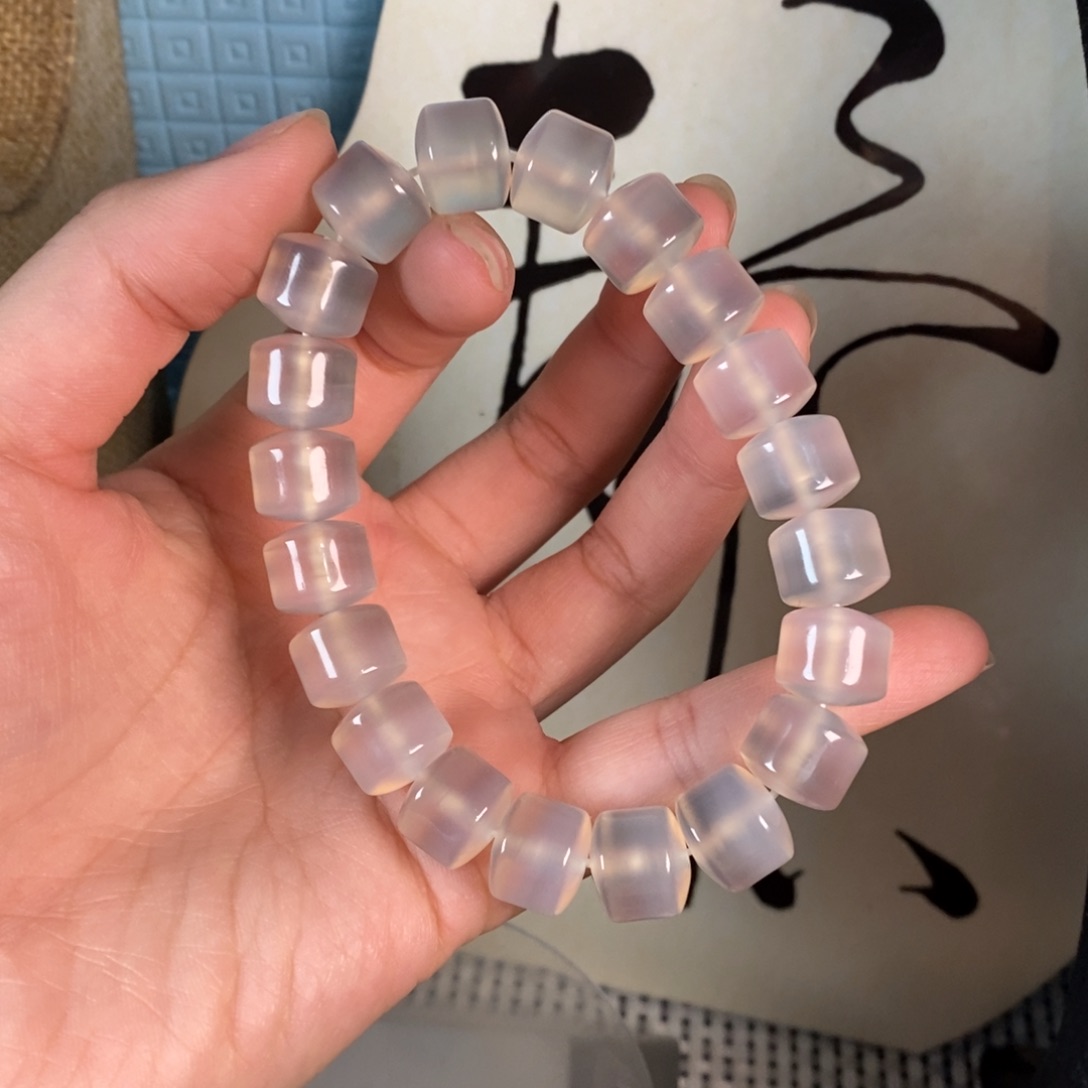 玛瑙/玉髓手串未镶嵌