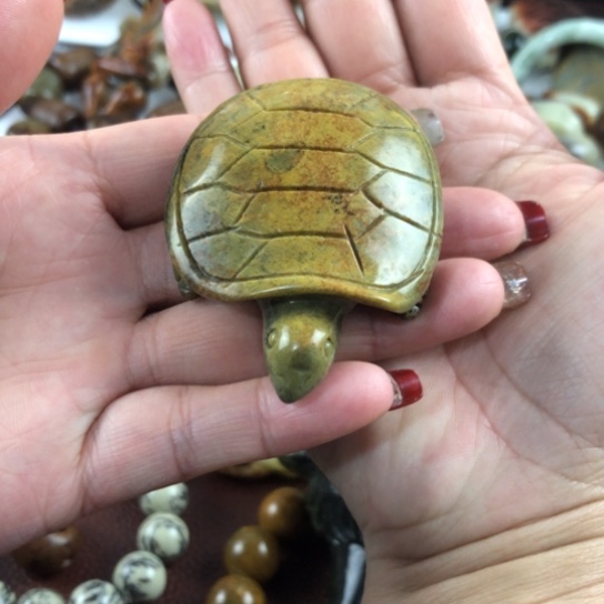 岫岩河磨玉（透闪石质玉）手把未镶嵌