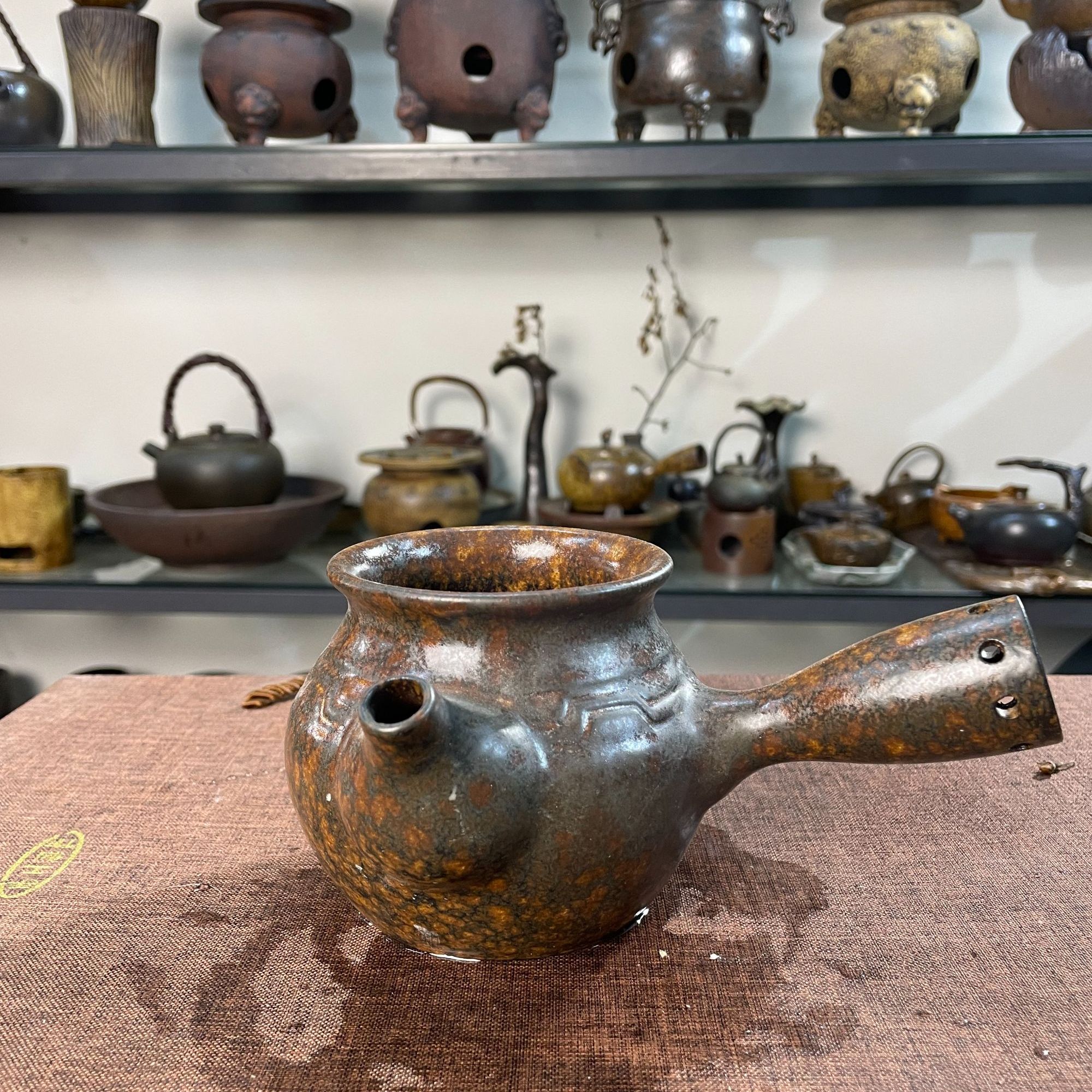 300cc粗陶侧柄公道杯