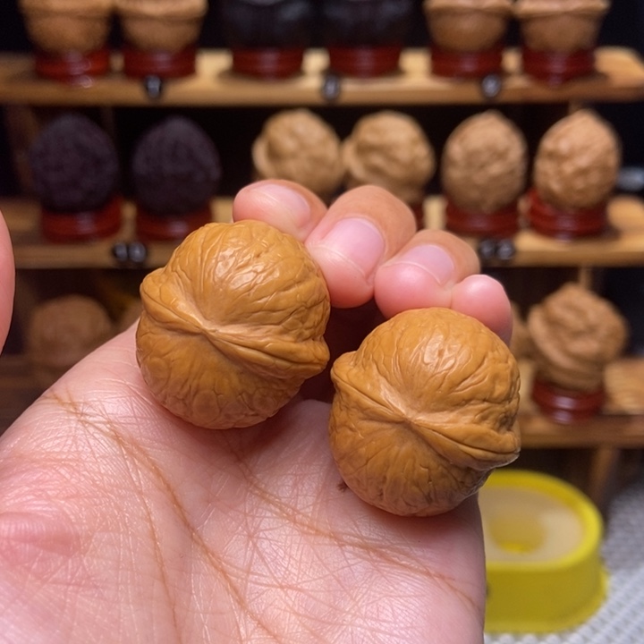 文玩核桃吊坠晶玉29