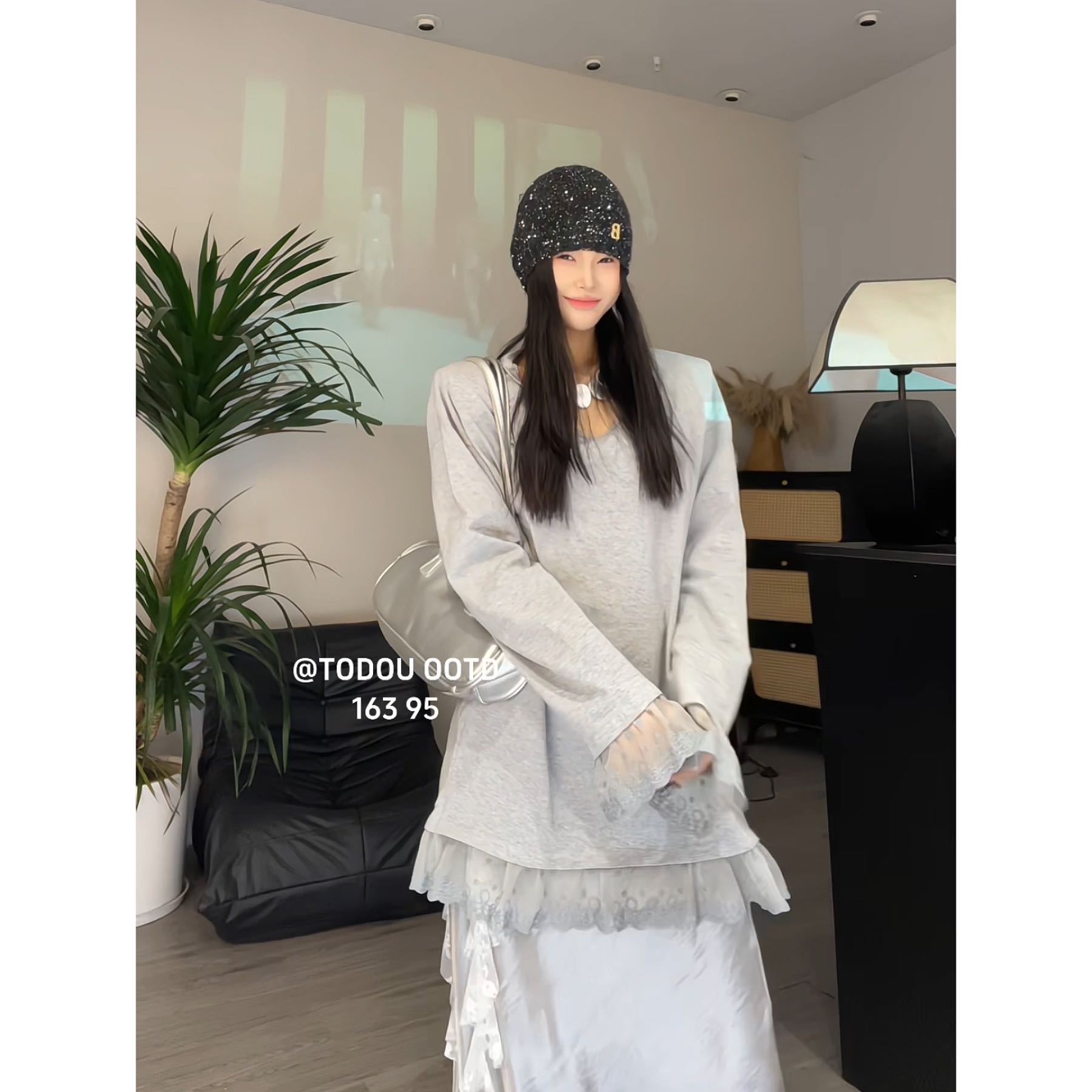 【土豆优选】蕾丝边拼接垫肩T恤