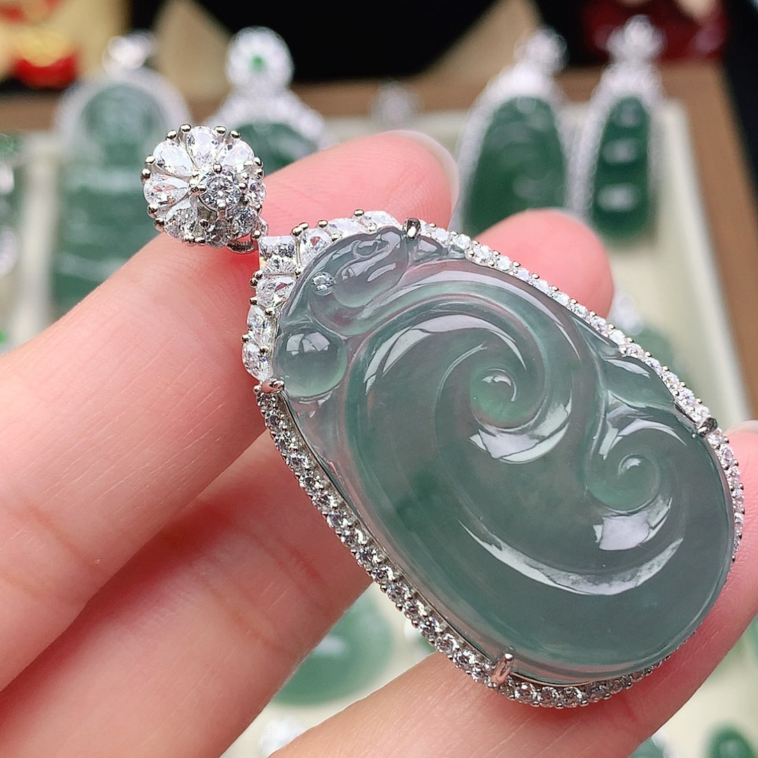 &***&翡翠银S925镶嵌颈饰吊坠