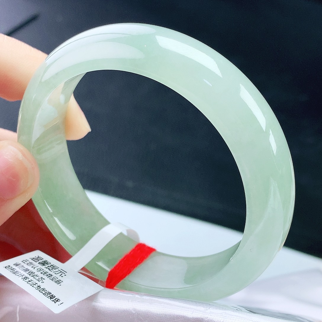 未镶嵌手镯翡翠58轮胎