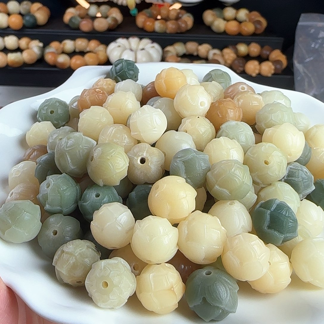 菩提根/象牙果吊坠微瑕疵卡12步步生莲有钱花100颗