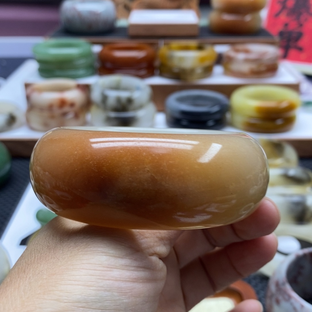 石英质玉手镯未镶嵌大*儿