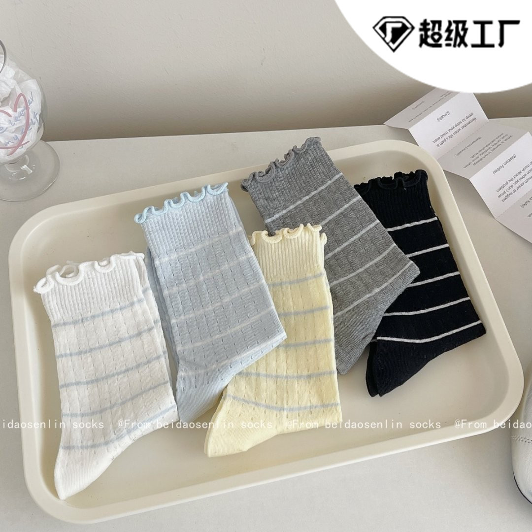 Mekki袜子女中筒袜夏季薄款透气木耳边条纹袜子ins潮袜
