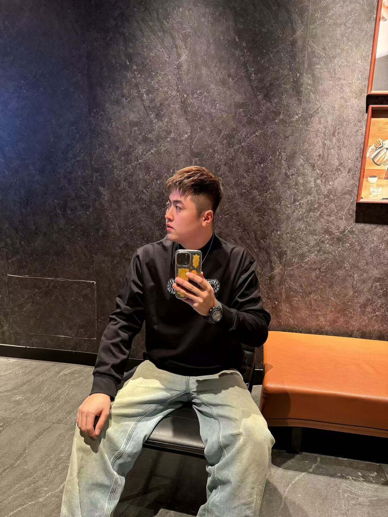 【GUANSHU】98811秋冬新品时尚百搭休闲潮流贴片长袖T恤